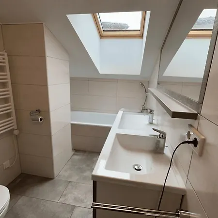 3br Duplex Flat - 300m - City Express Gondola - What'app - 0034-635-520-036 - For Reservations!! * Zell am See