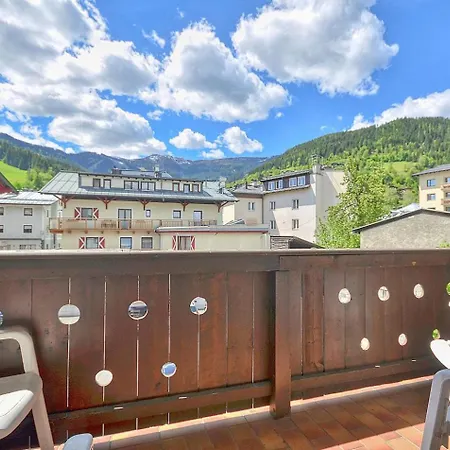アパート 3br Duplex Flat - 300m - City Express Gondola - What'app - 0034-635-520-036 - For Reservations!! *